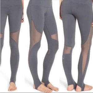 Alo Yoga Coast Legging Snall